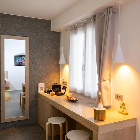 Mykonos Double Luxury Mini Suites-with External Hot Adults Only דירה אנו מרה