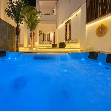 Mykonos Double Luxury Mini Suites-with External Hot Adults Only 公寓