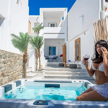 Mykonos Double Luxury Mini Suites-with External Hot Adults Only * Ano Mera