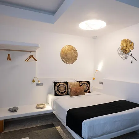 Mykonos Double Luxury Mini Suites-with External Hot Adults Only